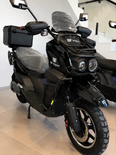 Moto Elétrica Tank