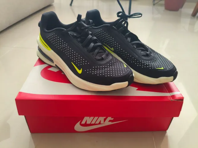Tênis Nike Air Zoom Upturn