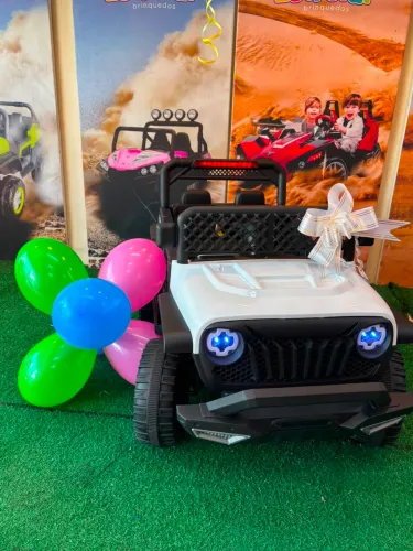 Carro Jeep infantil elétrico