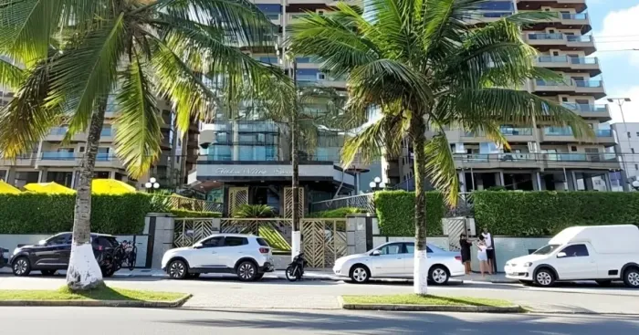 Cobertura com 4 quartos, Centro, Mongaguá - R$ 1.5 mi