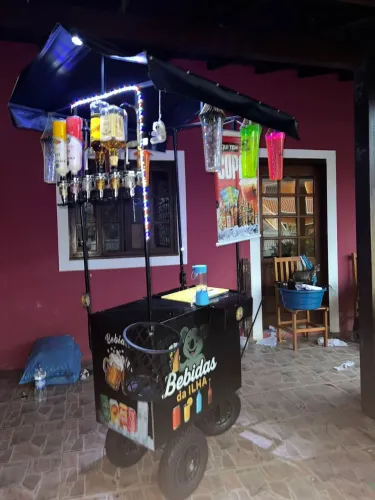 VENDO CARRINHO DE BEBIDA