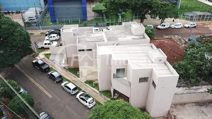 Apto Central - 03 quartos