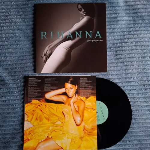 LP Rihanna Good Girl Gone Bad *preto
