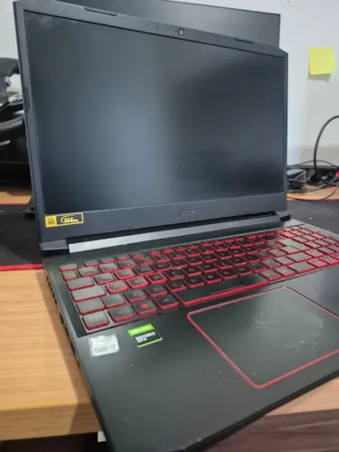 Nitro 5 i7 10° GTX 1650 4gb