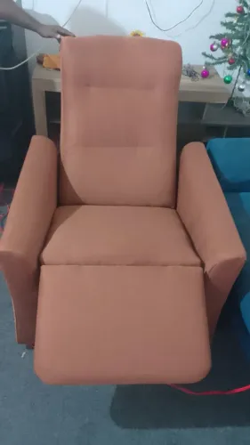 Poltrona cadeira do papai , pra vender logo.