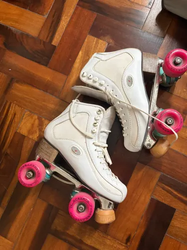 PATINS RYE - tamanho 37