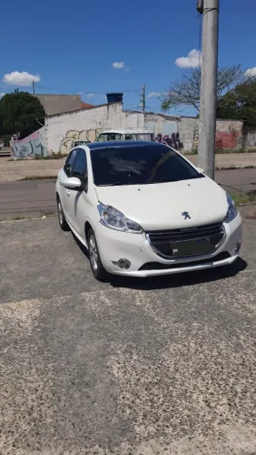 Peugeot 208 Allure 1.5 Flex 8V 5P 2016