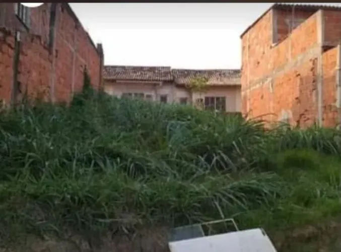 VENDE-SE TERRENO PRÓXIMO AO CACHAMORRA