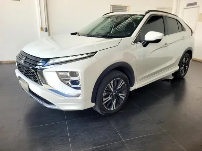 Mitsubishi Eclipse Cross HPE 1.5 16V 165cv AUT 2024