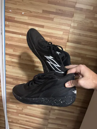 Basqueteira tênis Lamelo 2.0 oreo RARO!