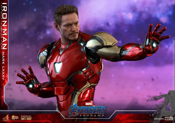 Iron man hot toys