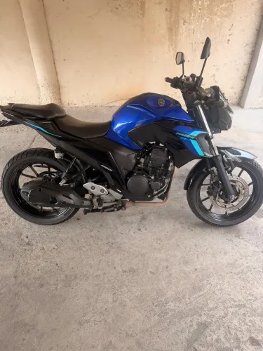 Fazer FZ25 2024