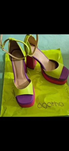 Sandália Plataforma Lojas Ágatha