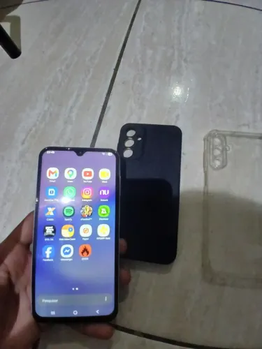 Vendo ou troco em iphone Samsung a15 128g branco 