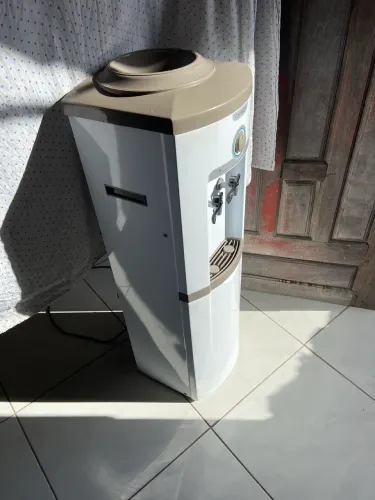 VENDO GELÁGUA ESMALTEC