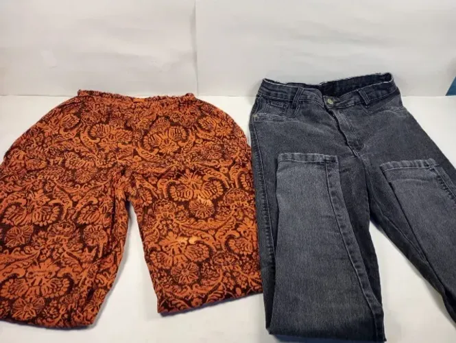 Lote Kit 7 Calças Femininas (6 Jeans Variadas + 1 Tecido Estampada - Tam 40 e 42)