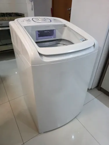 Máquina de lavar Eletrolux 11kg EssentialCare LES11