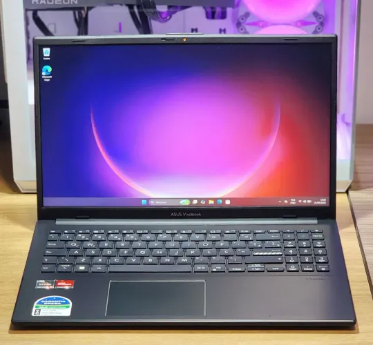 Notebook Ryzen 5 Impecável