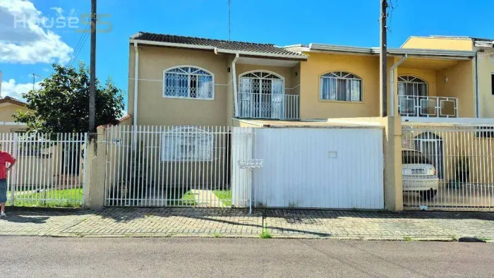 Sobrado com 3 dormitórios à venda, 96 m² por R$ 590.000,00 - Capão Raso - Curitiba/PR