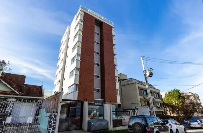 ED. SUNNY - Studio mobiliado para alugar - R$ 2.100,00 liq / mês + taxas São Francisco -