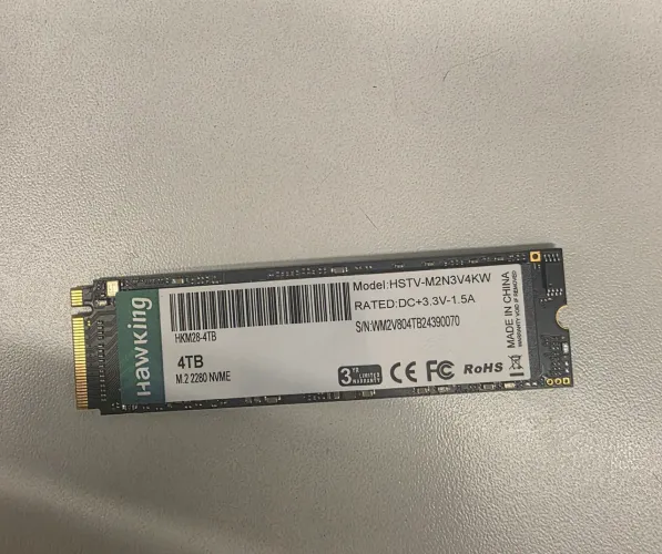 SSD 4TB nvme Hawking novo sem uso.