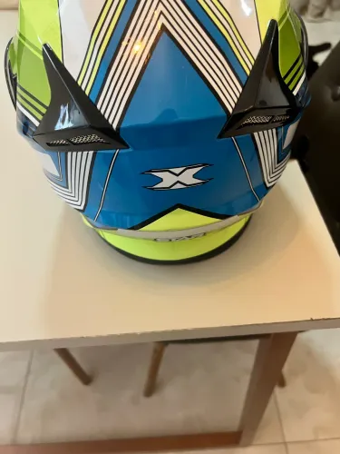 Capacete mega novo 