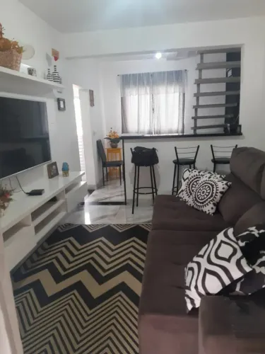 Sobrado em Rua Acará - Cidade Tupinambá - Guarulhos/SP