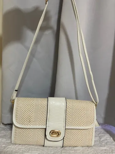 bolsa branca com alça