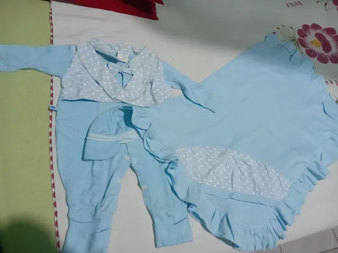 Kit saída maternidade menino príncipe, macacão toquinha ,manta e 1 para sapato sem cadaso