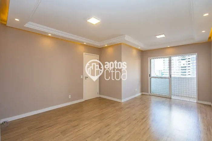 Apartamento à Venda com 3 quartos e 2 suítes no Bigorrilho Curitiba/PR