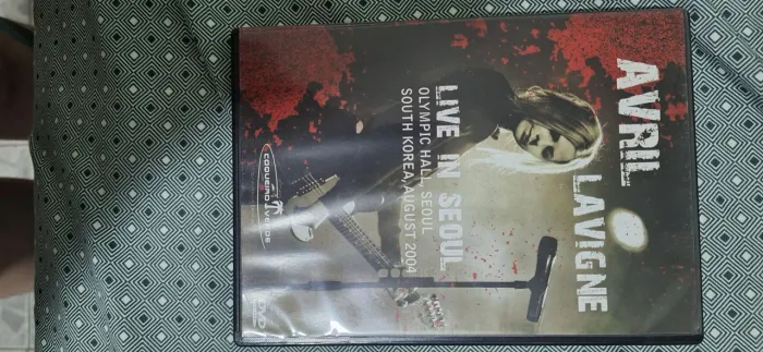 DVDS SHOWS AVRIL LAVIGNE