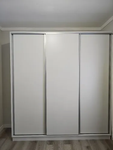 Guarda-roupa de casal