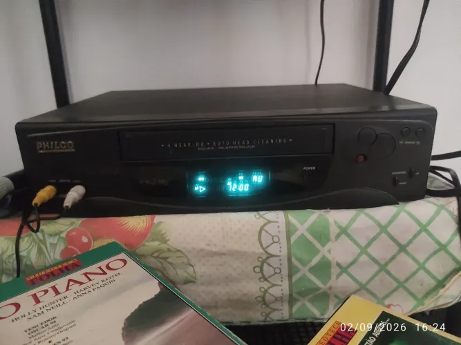 Aparelho VHS+ 5 fitas ( a sua escolha)