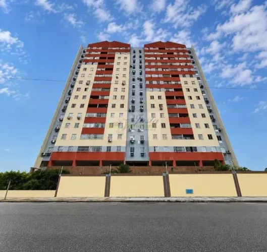 Apartamento com 3 quartos 1 suíte à venda, 60 m² por R$ 300.000 - Jóquei Clube - Fortaleza