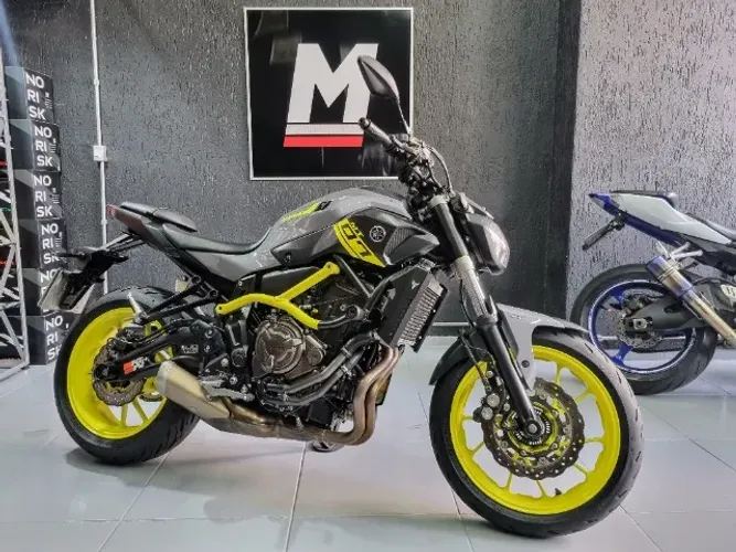 YAMAHA MT-07 ABS 2018 - Moto revisada - Contém acessórios