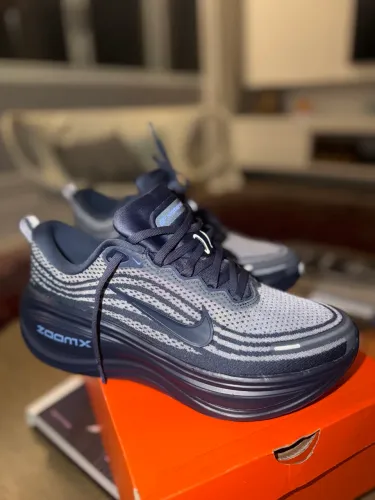 Nike Vomero Plus