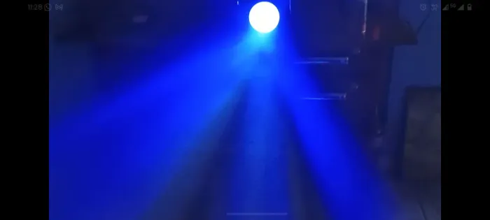 VENDE-SE UM KIT DE ILUMINAÇÃO PARA FESTA! 
