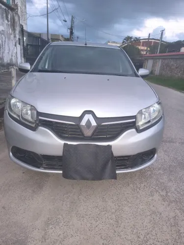 Renault Logan Expression Hi-flex 1.6 8V 4P 2015