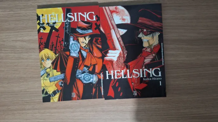 Mangá Hellsing volumes 1 e 2