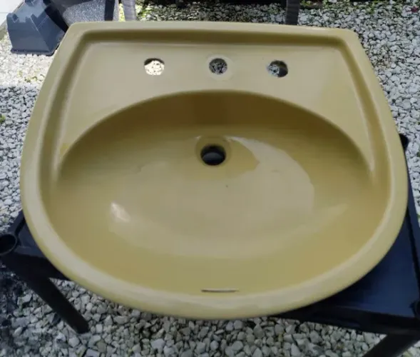 Vendo Pia / Lavatório de Banheiro em Cerâmica Ideal Standard 50cm (Com Detalhe)
