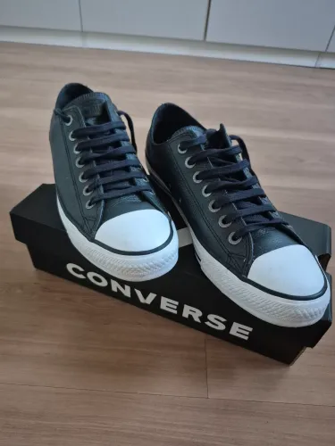 Tenis All Star de couro Preto