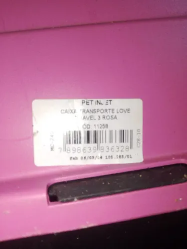 Vendo essa casinha de pet comprei mais a minha cachorrinha não deu dentro 
