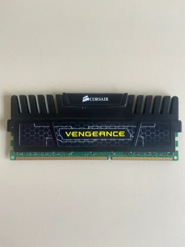 Memória RAM DDR3 8GB