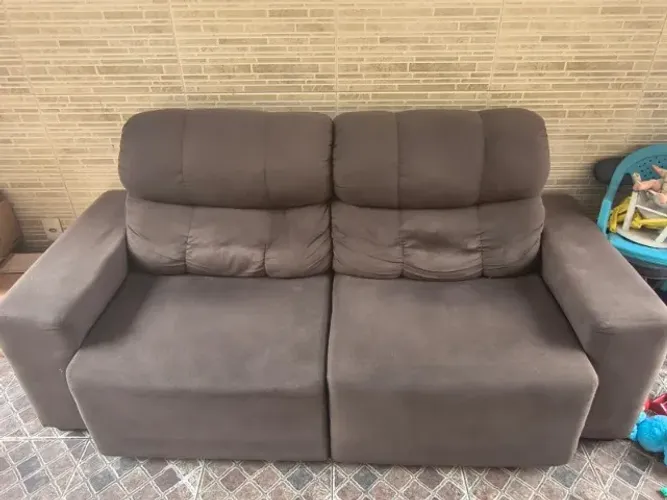 Sofá 3 lugares reclinável e extensível