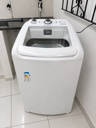 VENDO MÁQUINA DE LAVAR