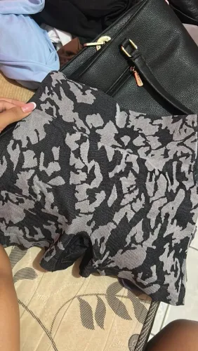 4 ROUPA DE ACADEMIA SHEIN POR 100 REIAS