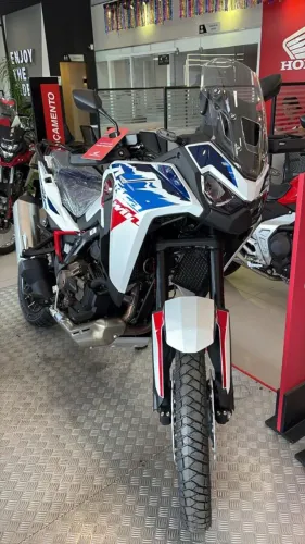 NOVA HONDA AFRICA TWIN DCT - Pronta Entrega