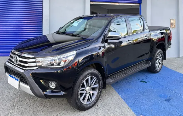 Toyota Hilux SW4 SRX 4X4 2.8 TDI 16V Dies. Aut. 2018