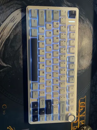 Teclado Mecânico Aula F75
