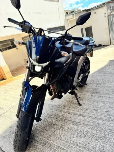FAZER 250 2022